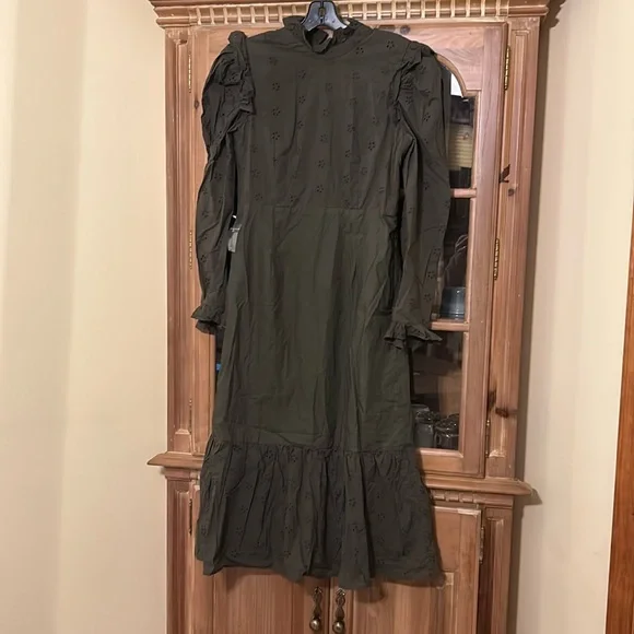 HYACINTH HOUSERegina Ruffle Midi Dress